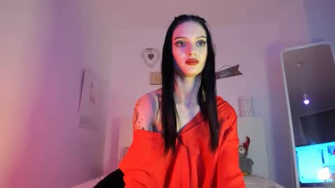 Snapshot of blueee_diamond chatting on November 9, 12:31 am blueee_diamond online show from November 9, 12:31 am