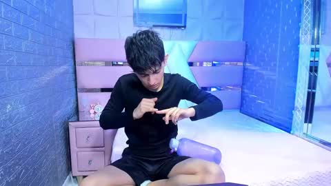 blueestar03 online show from December 21, 12:27 pm