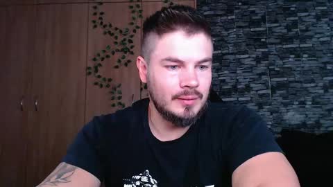 Snapshot of blueeyeboy0 chatting on May 25, 8:53 am blueeyeboy0 online show from May 25, 8:53 am