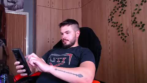 Snapshot of blueeyeboy0 chatting on June 17, 9:01 am blueeyeboy0 online show from June 17, 9:01 am