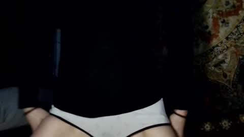 Blueeyedlie online show from February 10, 5:44 am