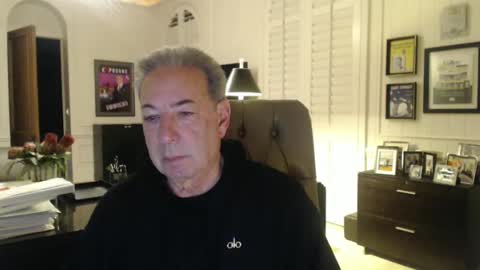 Snapshot of blueisles chatting on December 29, 11:29 am blueisles online show from December 29, 11:29 am