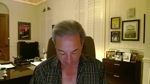 Snapshot of blueisles chatting on November 6, 12:55 am blueisles online show from November 6, 12:55 am