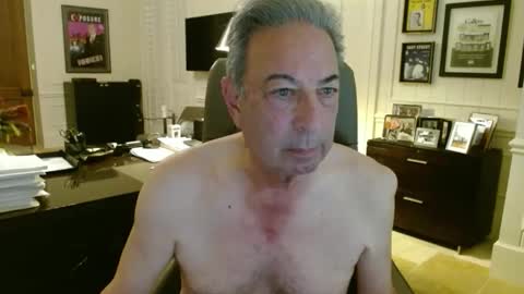 Snapshot of blueisles chatting on November 26, 9:38 pm blueisles online show from November 26, 9:38 pm