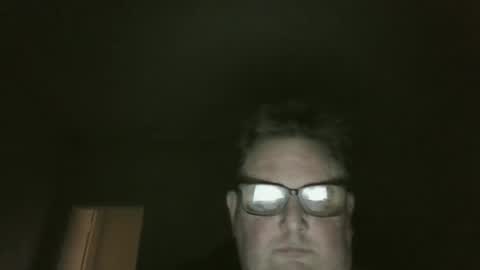 Snapshot of bluemoose70 chatting on December 28, 3:37 am bluemoose70 online show from December 28, 3:37 am