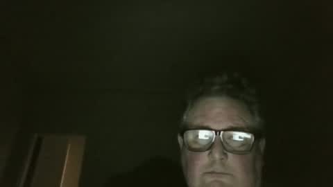 Snapshot of bluemoose70 chatting on February 6, 4:21 am bluemoose70 online show from February 6, 4:21 am