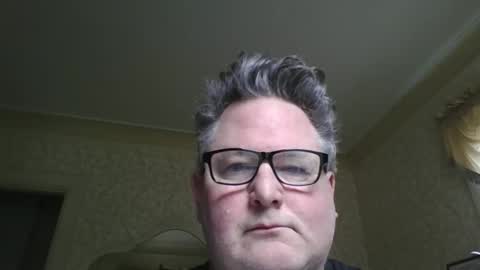 Snapshot of bluemoose70 chatting on May 29, 5:11 pm bluemoose70 online show from May 29, 5:11 pm