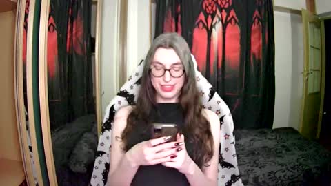 Bluerose online show from March 3, 7:06 pm