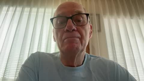 Blueyedudeseattle online show from May 1, 5:06 pm