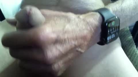 Snapshot of blujaz58 chatting on February 19, 6:59 pm blujaz58 online show from February 19, 6:59 pm