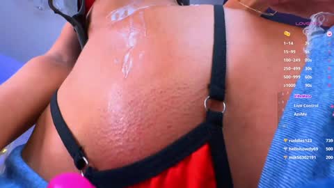 Snapshot of blush_mikki chatting on January 5, 1:26 pm Mikki chan online show from January 5, 1:26 pm