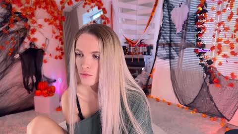 Snapshot of blush_mikki chatting on October 30, 9:11 am Mikki chan online show from October 30, 9:11 am