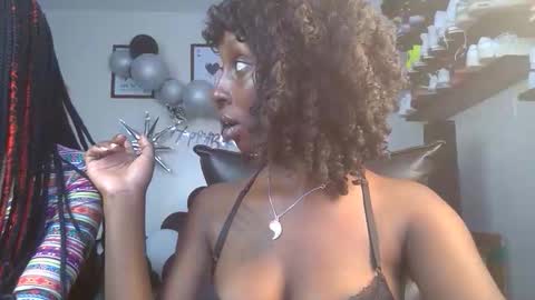 Belle online show from November 23, 8:25 am