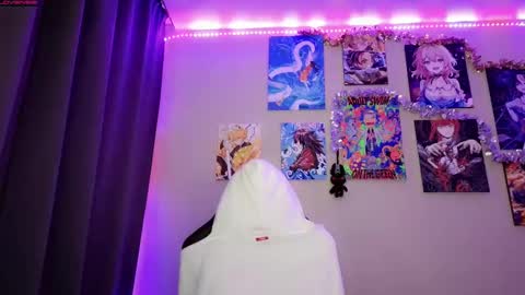 Snapshot of blushed_pussy chatting on February 25, 7:47 pm nastya online show from February 25, 7:47 pm