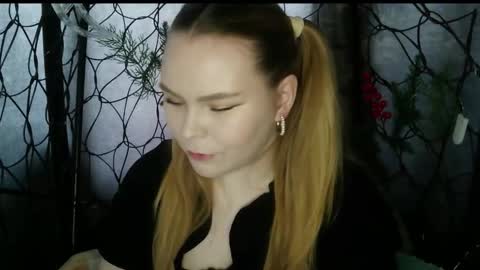 blushing_star online show from February 7, 8:18 am