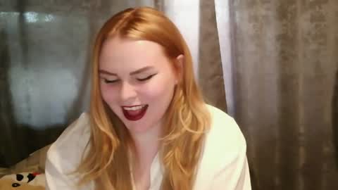 blushing_star online show from June 26, 4:00 pm