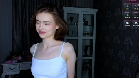 Snapshot of bluuemarine chatting on May 24, 6:13 pm Mary online show from May 24, 6:13 pm