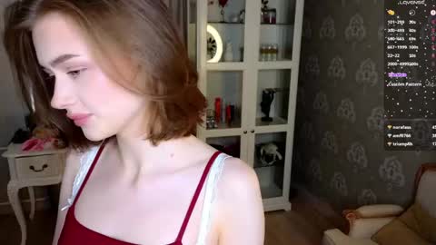 Snapshot of bluuemarine chatting on May 30, 4:37 pm Mary online show from May 30, 4:37 pm