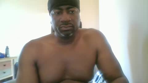 bluuthunder1914 online show from December 21, 3:20 pm