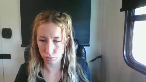 MamaMorgan online show from November 19, 5:13 pm