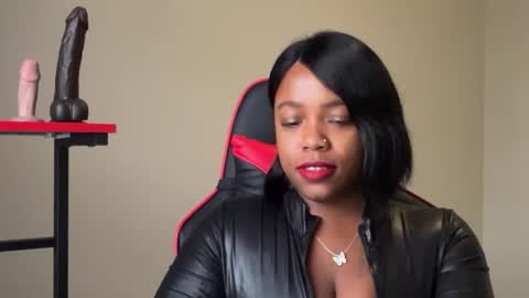 Snapshot of bnwo_goddess chatting on December 2, 2:12 pm online show from December 2, 2:12 pm