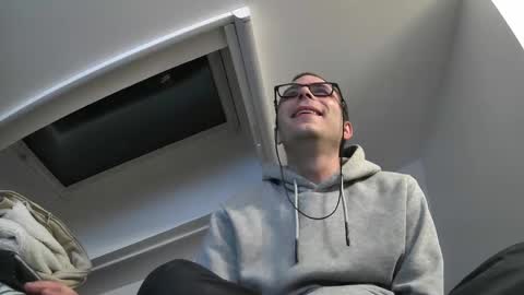 bo22222222 online show from March 12, 10:50 pm