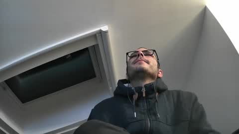 bo22222222 online show from December 14, 9:19 pm