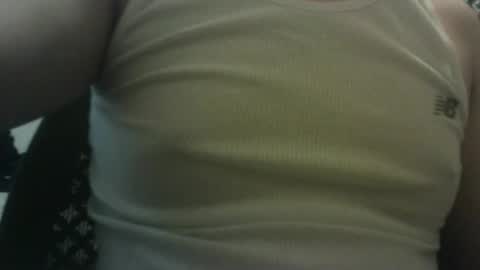 Snapshot of bob_bby chatting on December 5, 6:59 pm bob_bby online show from December 5, 6:59 pm