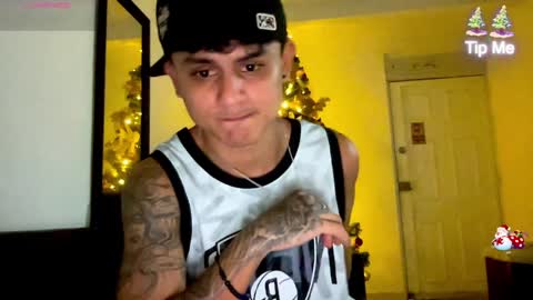 Snapshot of bob_pettersonn chatting on December 20, 3:03 am Bob  INDEPENDENT MODEL online show from December 20, 3:03 am