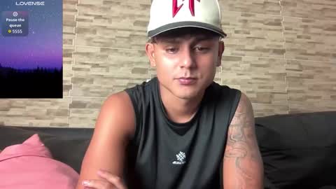 Bob  INDEPENDENT MODEL online show from February 12, 5:57 am