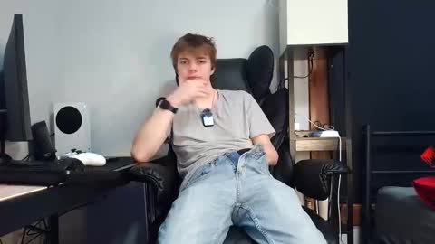 bobby72738 online show from December 16, 4:06 am