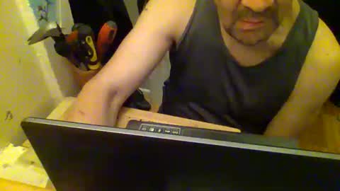 Snapshot of bobbycock4u chatting on January 14, 11:42 am BobbyCock4U online show from January 14, 11:42 am