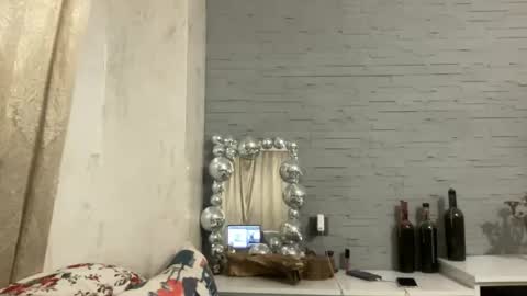 Snapshot of bobwig4 chatting on June 3, 9:42 pm Tips prfr 11-55-111 tok online show from June 3, 9:42 pm