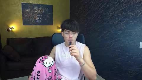 BodhiHayes online show from February 18, 8:43 am