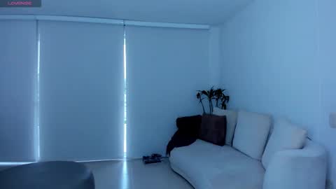 danna online show from October 14, 11:33 am