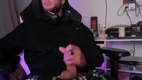 bodyking69 online show from January 18, 6:32 pm