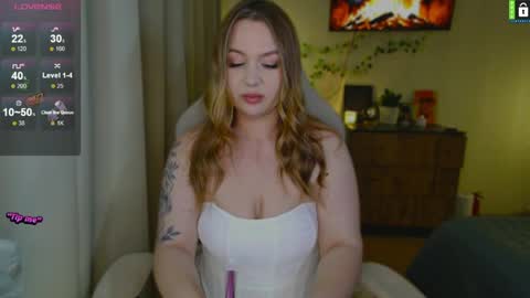 Snapshot of bodylina chatting on April 4, 7:44 pm Lina online show from April 4, 7:44 pm