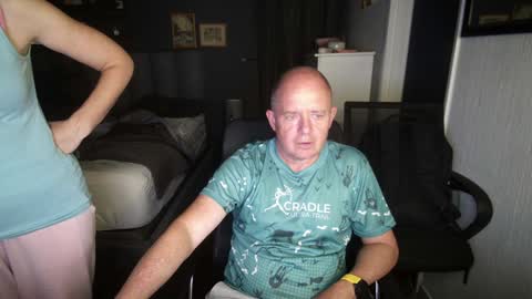 Ningifun couple online show from December 23, 8:47 pm