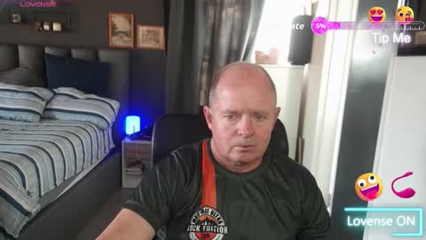 Ningifun couple online show from September 21, 5:42 am