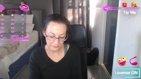 Snapshot of boeslaboes chatting on May 10, 5:23 am Ningifun couple online show from May 10, 5:23 am