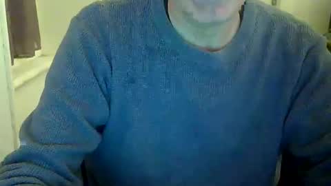 Snapshot of bogus25 chatting on February 6, 11:41 pm bogus25 online show from February 6, 11:41 pm