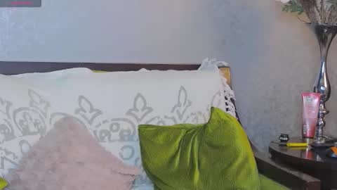 Snapshot of bohobabelexy chatting on September 11, 9:37 pm BohoBabeLaxy online show from September 11, 9:37 pm