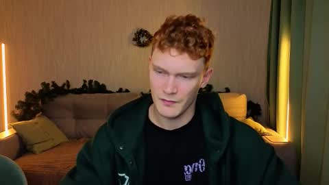 ALEXPVT IS OPEN online show from December 22, 8:50 pm