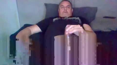 emilio online show from October 31, 8:26 am