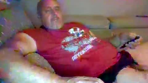 Snapshot of boidady chatting on June 2, 2:02 am emilio online show from June 2, 2:02 am