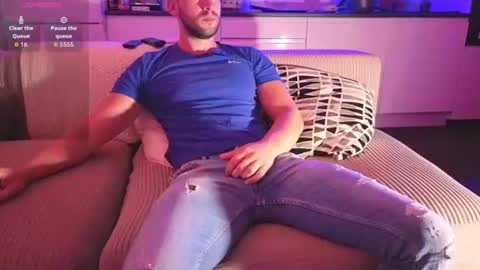 boiteasex online show from June 24, 4:33 am