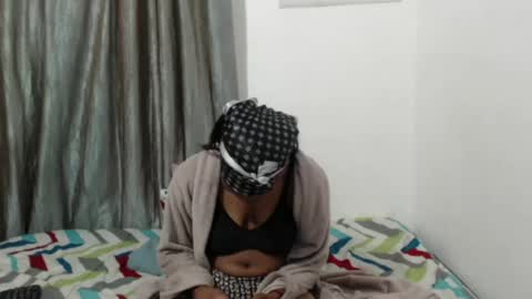 boitylips online show from July 8, 8:24 pm