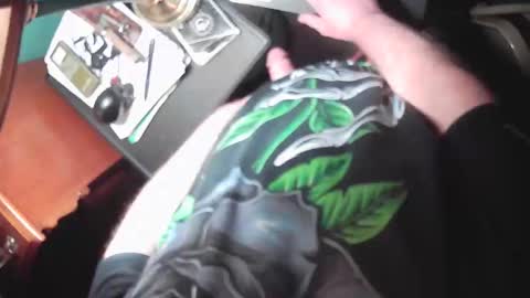 bojacklumberjack online show from March 18, 9:34 am