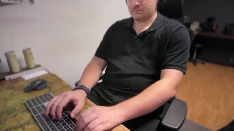 Snapshot of bokusa_ger_dev chatting on February 11, 4:45 pm Your Slave online show from February 11, 4:45 pm