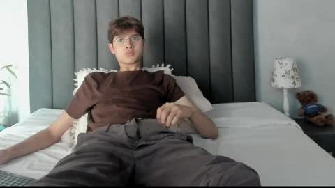 Boleyn online show from January 9, 12:52 pm